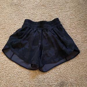lululemon track that high rise shorts black camo